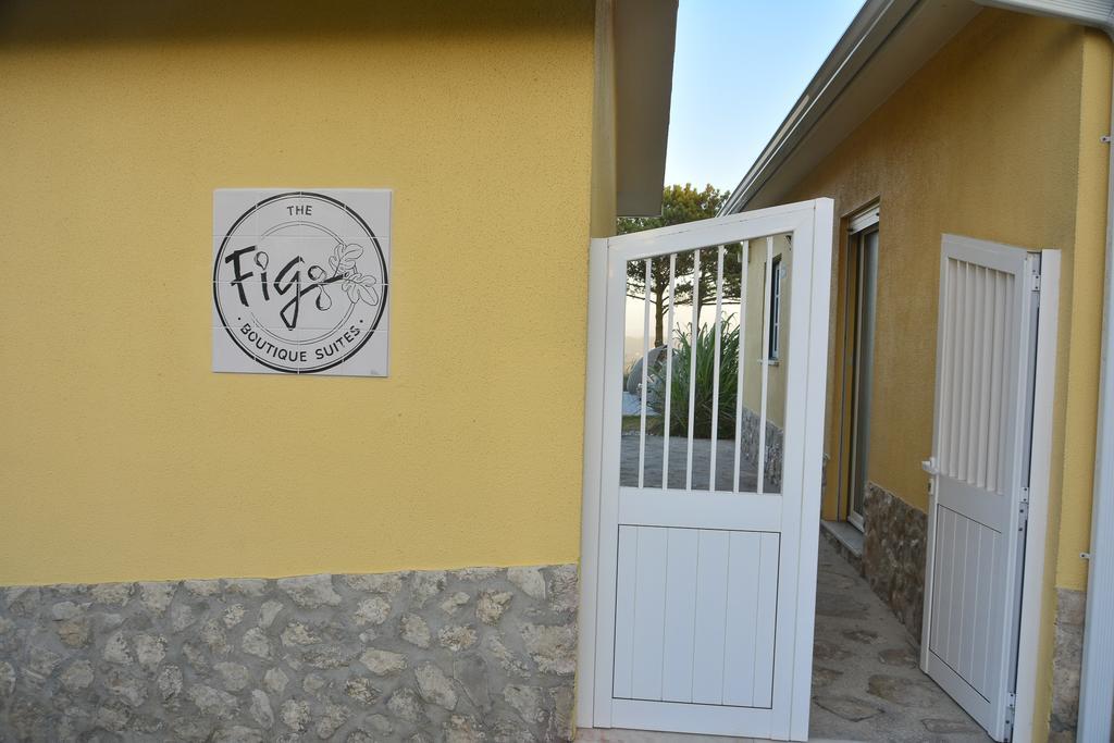 The Fig Boutique Suites Salir de Porto Екстериор снимка